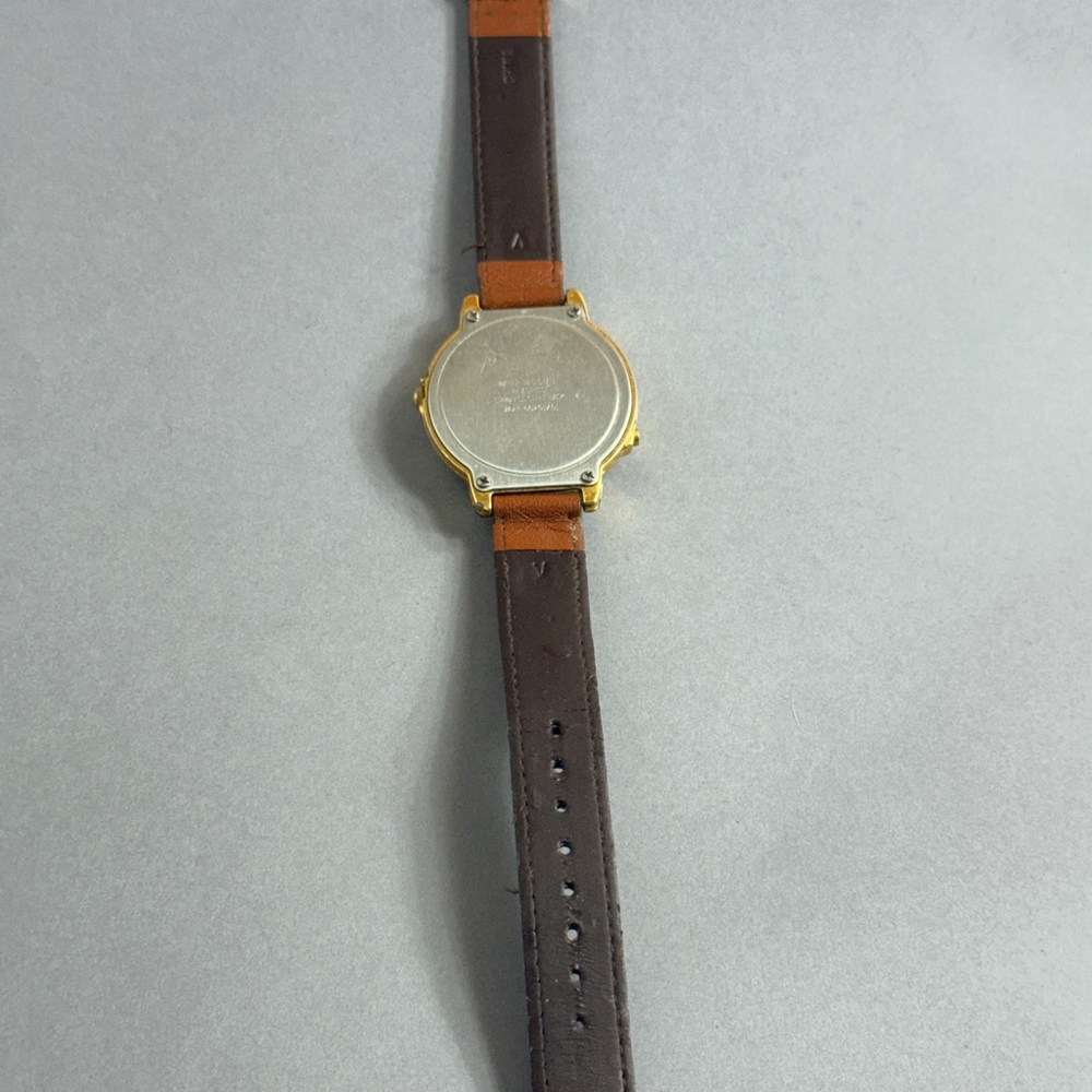 Disney Gold Mickey Mouse Women's Watch Lorus Musical - Picture 4 of 5